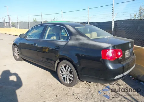 2006 Volkswagen Jetta 2.5 from USA, damaged, VIN 3VWSG71K46M655181